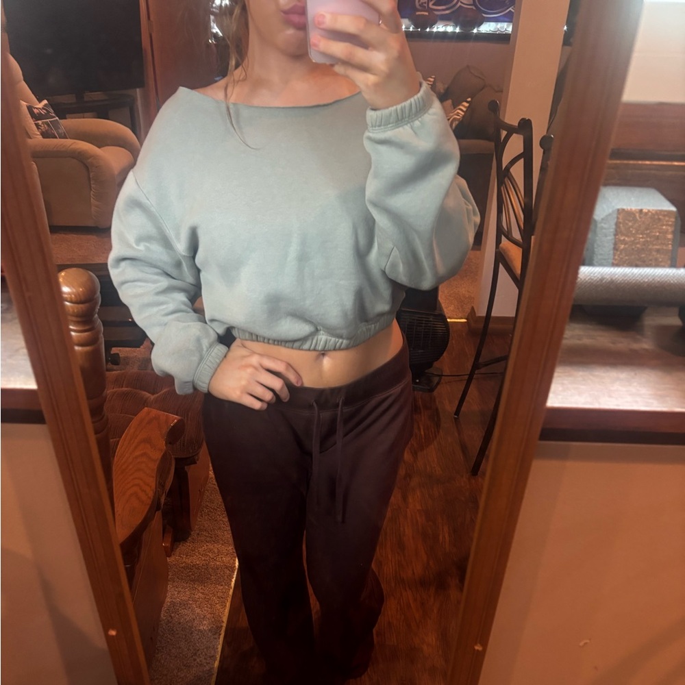zara off the shoulder cropped sage green sweatshirt